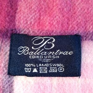Balantrae of Edinburgh Scarf